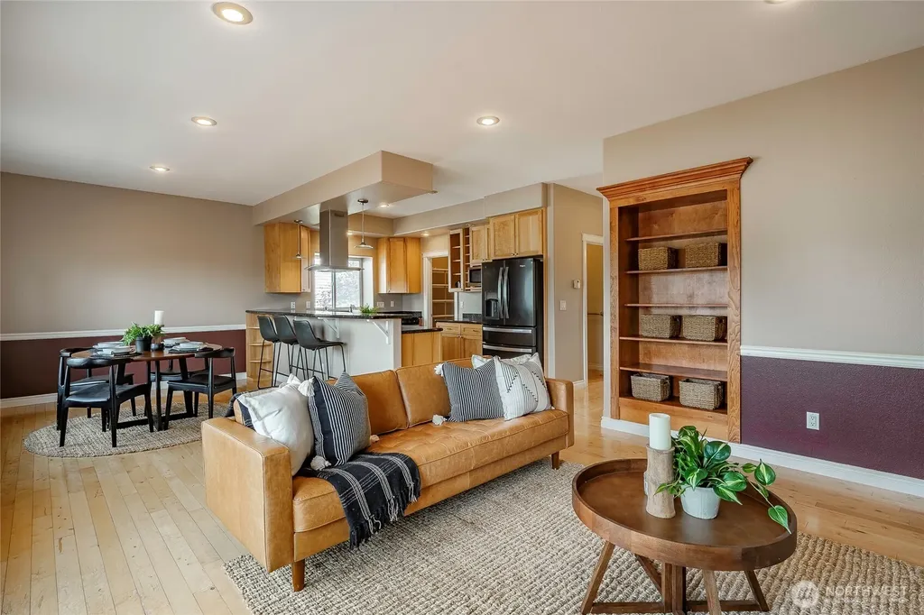 4410 Glasgow Way Anacortes WA 98221