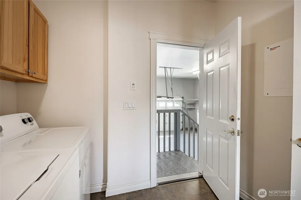 4410 Glasgow Way Anacortes WA 98221