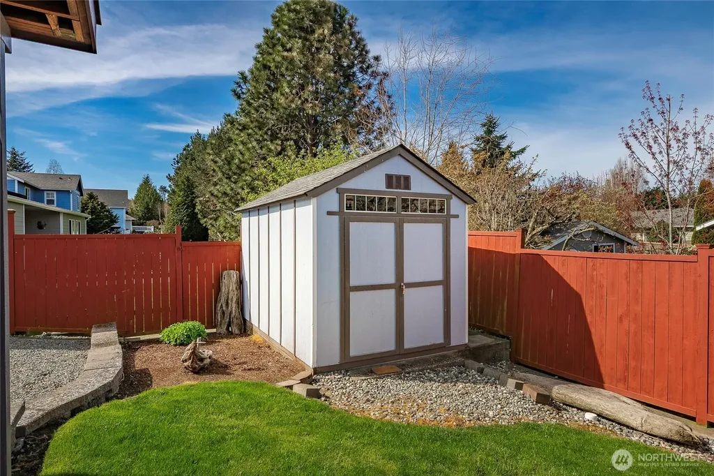4410 Glasgow Way Anacortes WA 98221