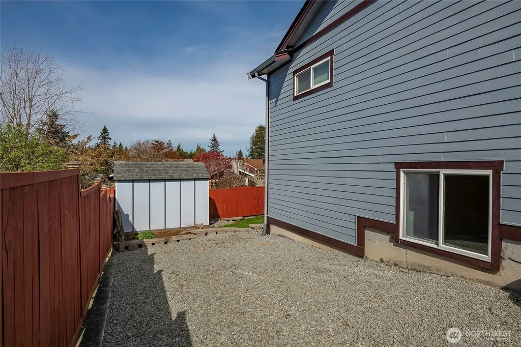 4410 Glasgow Way Anacortes WA 98221