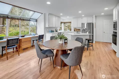 3911 240th Place SE Sammamish WA 98029