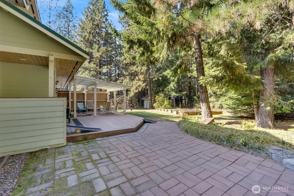12280 State Route 903 Ronald WA 98940