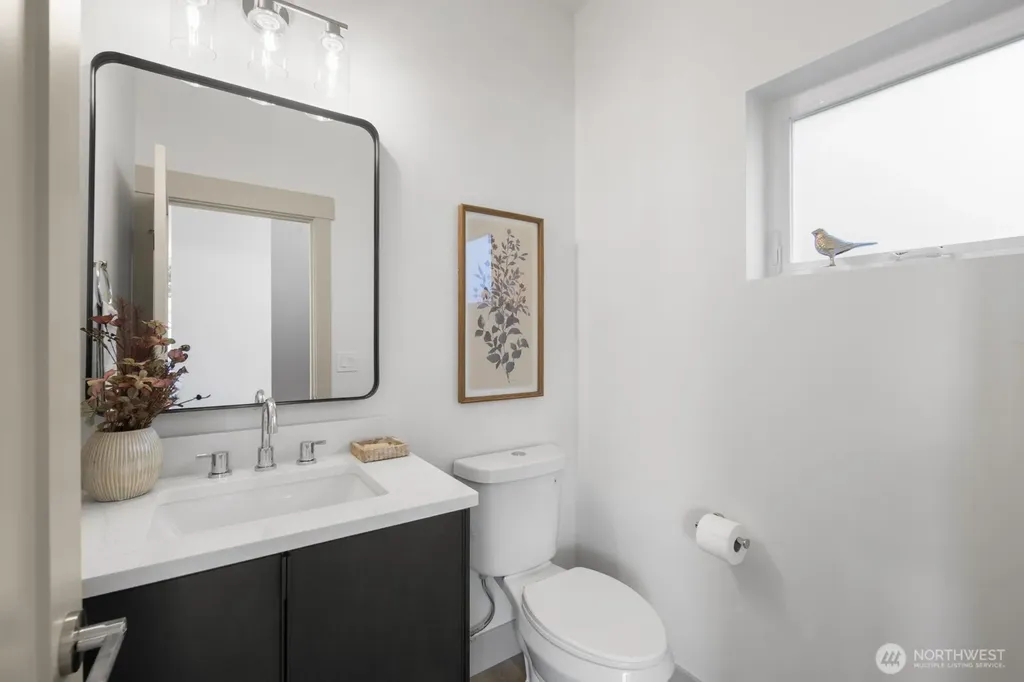 2931 39th Avenue SW Seattle WA 98116