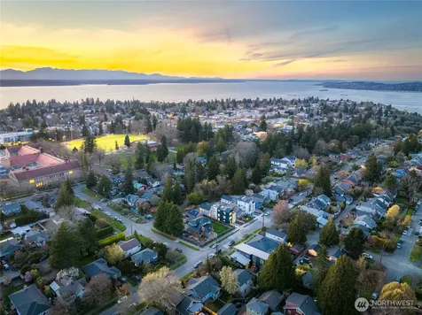 2931 39th Avenue SW Seattle WA 98116