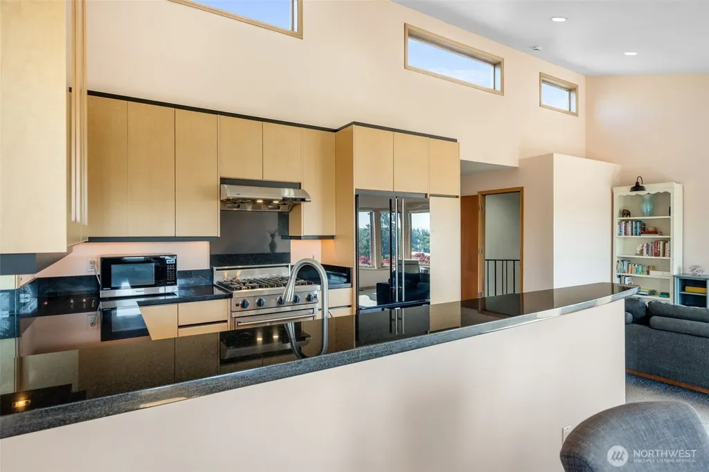 4014 32nd Avenue SW Seattle WA 98126