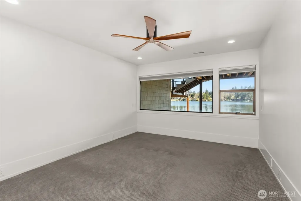 10901 Greendale Drive SW Lakewood WA 98498
