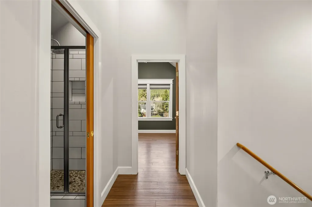 109 S 5th St Alley Roslyn WA 98941
