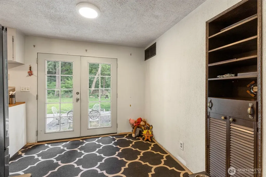 18816 89 Avenue NE Bothell WA 98011