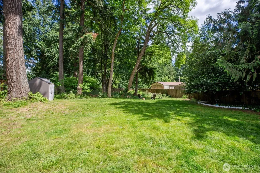 18816 89 Avenue NE Bothell WA 98011