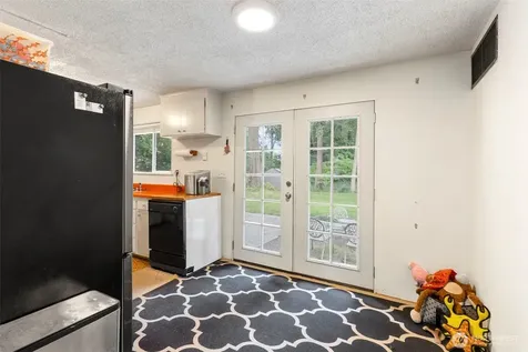 18816 89 Avenue NE Bothell WA 98011