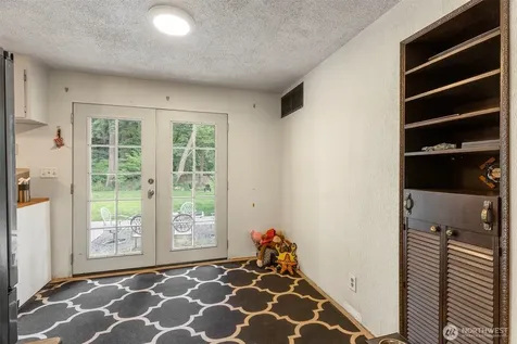 18816 89 Avenue NE Bothell WA 98011