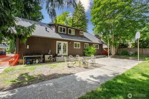 18816 89 Avenue NE Bothell WA 98011
