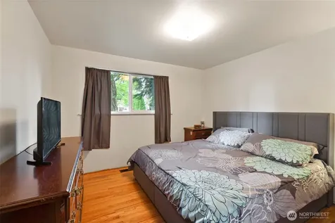 18816 89 Avenue NE Bothell WA 98011