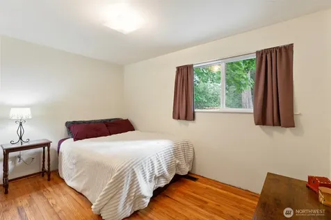 18816 89 Avenue NE Bothell WA 98011
