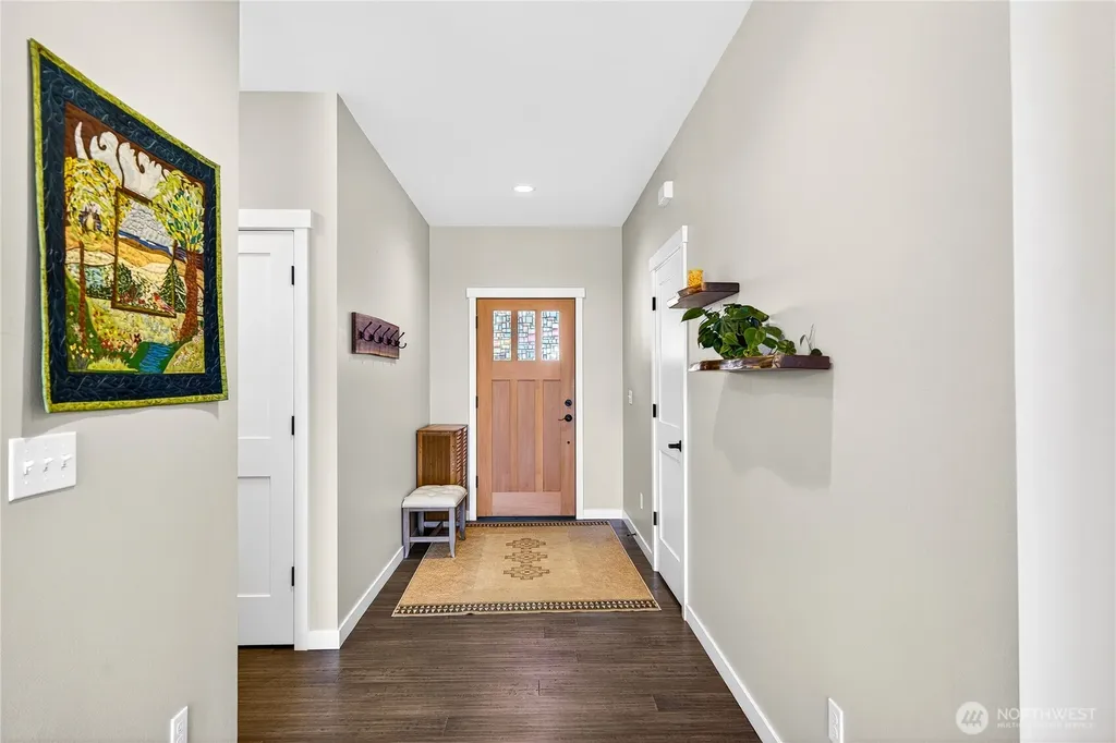 1268 Curtis Way Freeland WA 98249