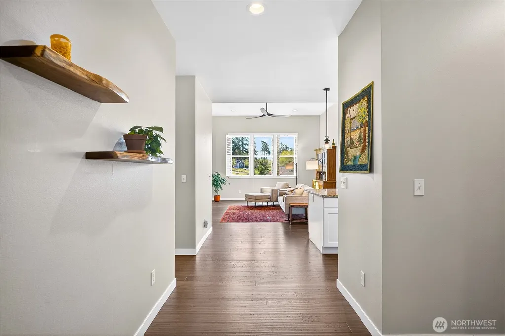 1268 Curtis Way Freeland WA 98249