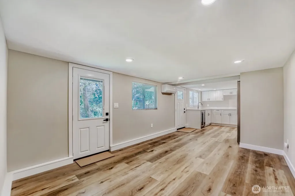 14826 42nd Avenue S Tukwila WA 98168