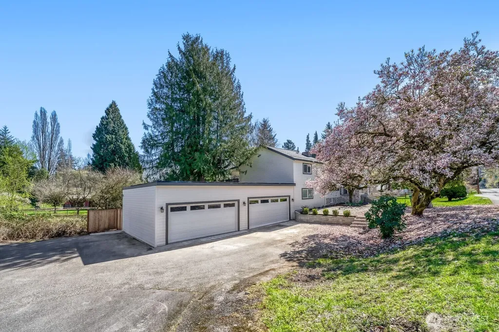 14826 42nd Avenue S Tukwila WA 98168