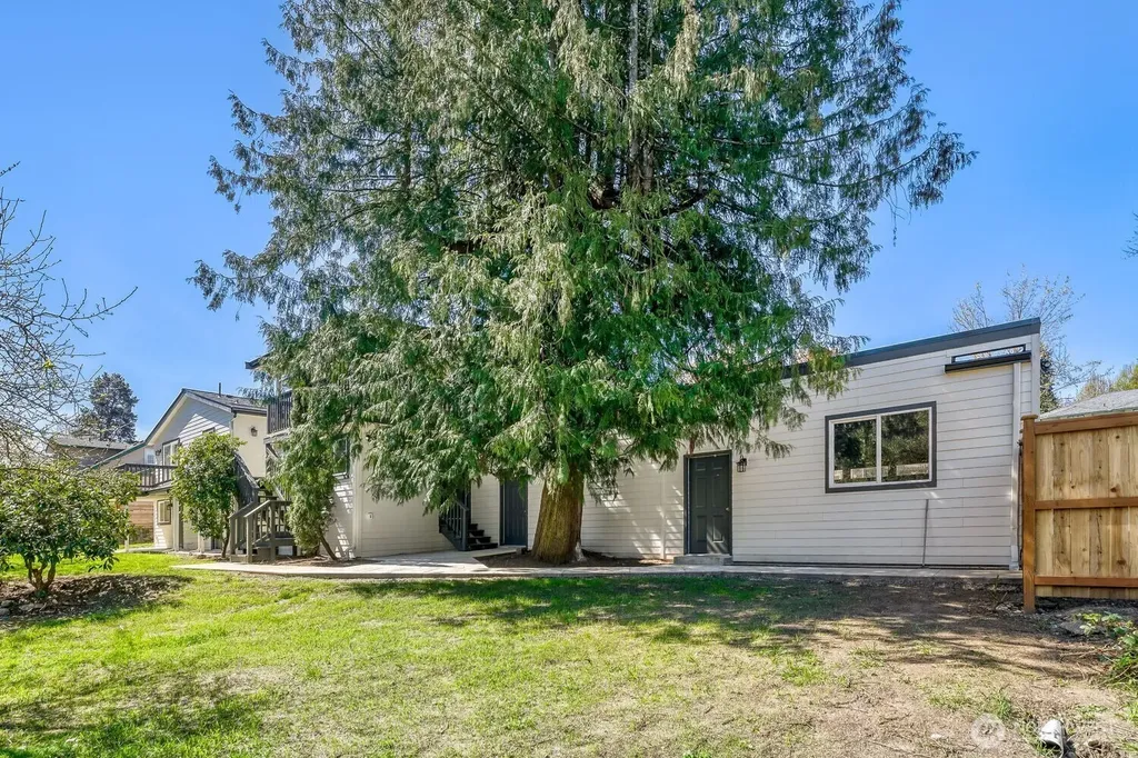 14826 42nd Avenue S Tukwila WA 98168