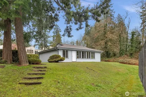 13715 SE 258th Place Kent WA 98042