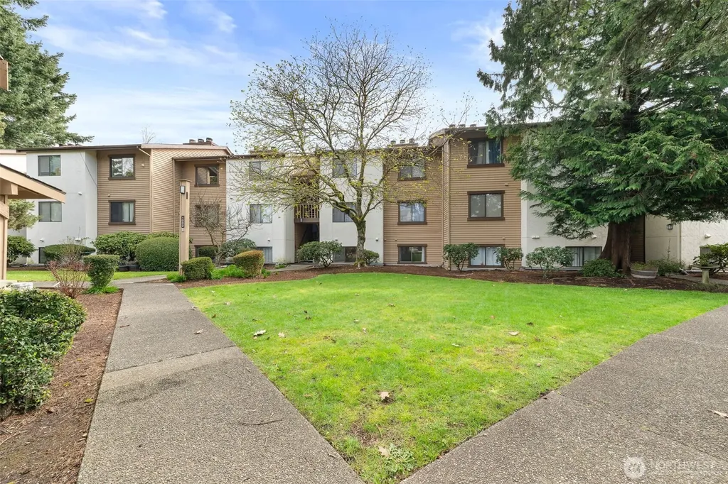 1002 S 312th Street Federal Way WA 98003
