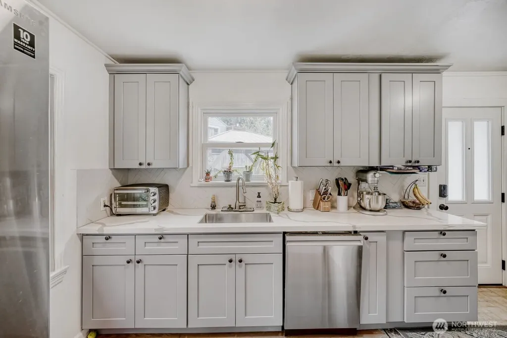 7243 S 125th Street Seattle WA 98178
