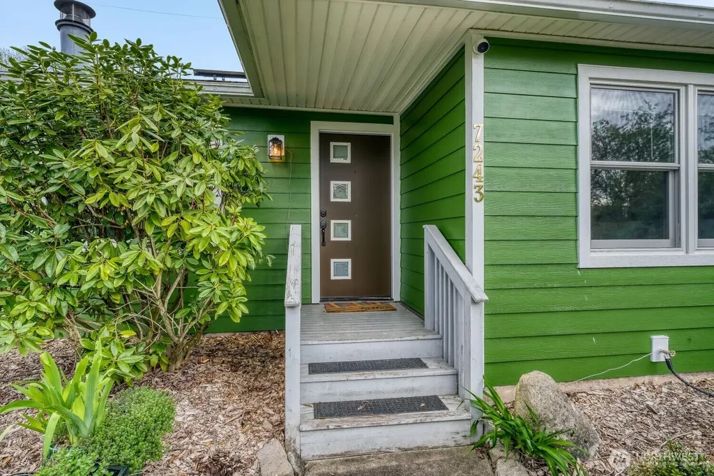7243 S 125th Street Seattle WA 98178