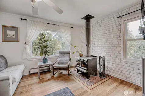 7243 S 125th Street Seattle WA 98178