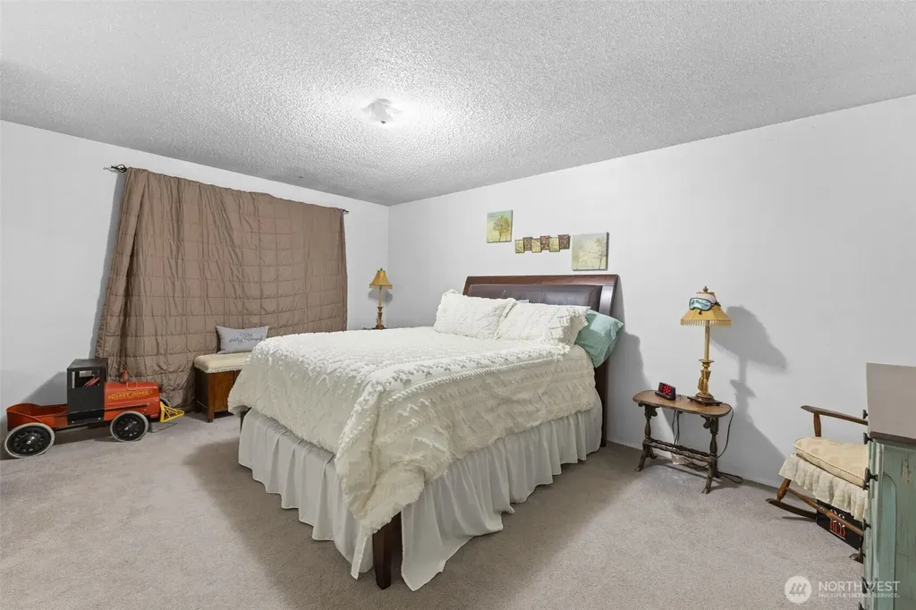 14209 107th Avenue Ct E Puyallup WA 98374