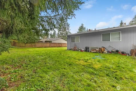 14209 107th Avenue Ct E Puyallup WA 98374