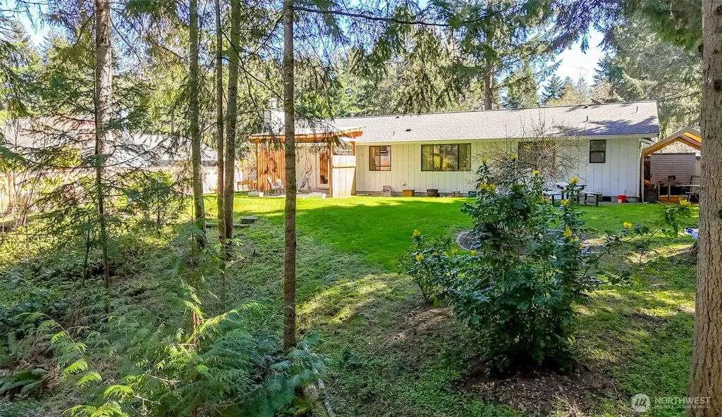 11706 16th Avenue NW Gig Harbor WA 98332