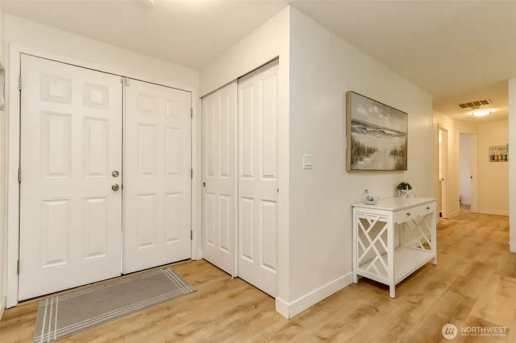 11706 16th Avenue NW Gig Harbor WA 98332