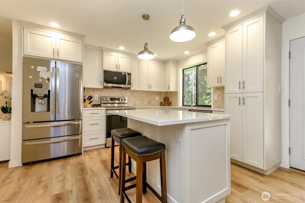 11706 16th Avenue NW Gig Harbor WA 98332