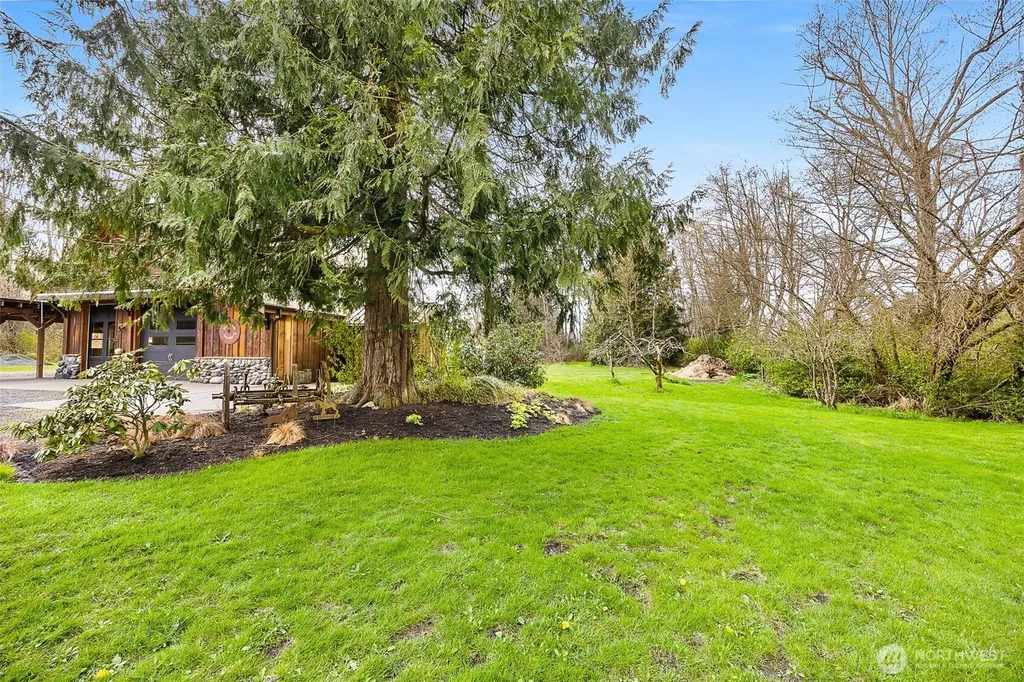 19529 17th Drive NE Arlington WA 98223