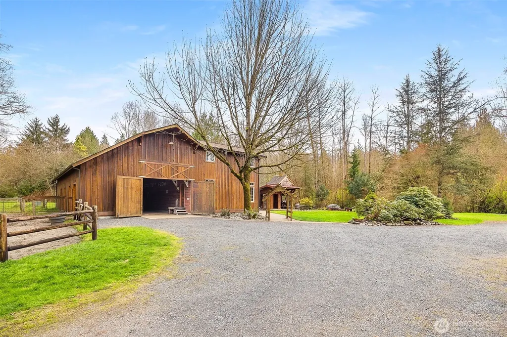 19529 17th Drive NE Arlington WA 98223