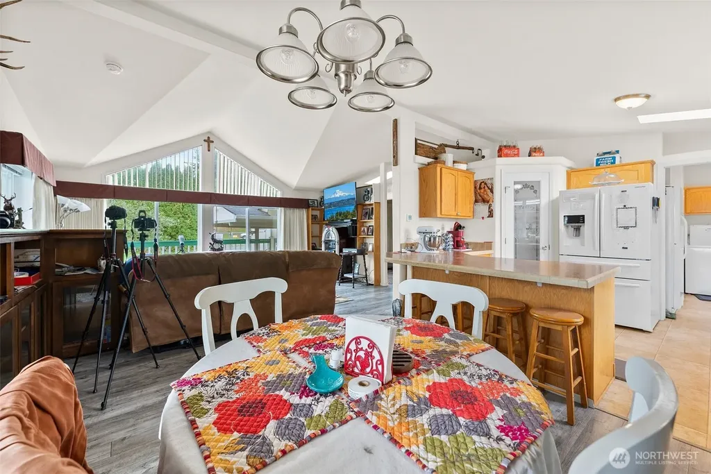 20517 10th Avenue E Spanaway WA 98387