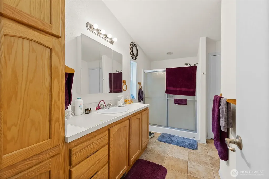 20517 10th Avenue E Spanaway WA 98387