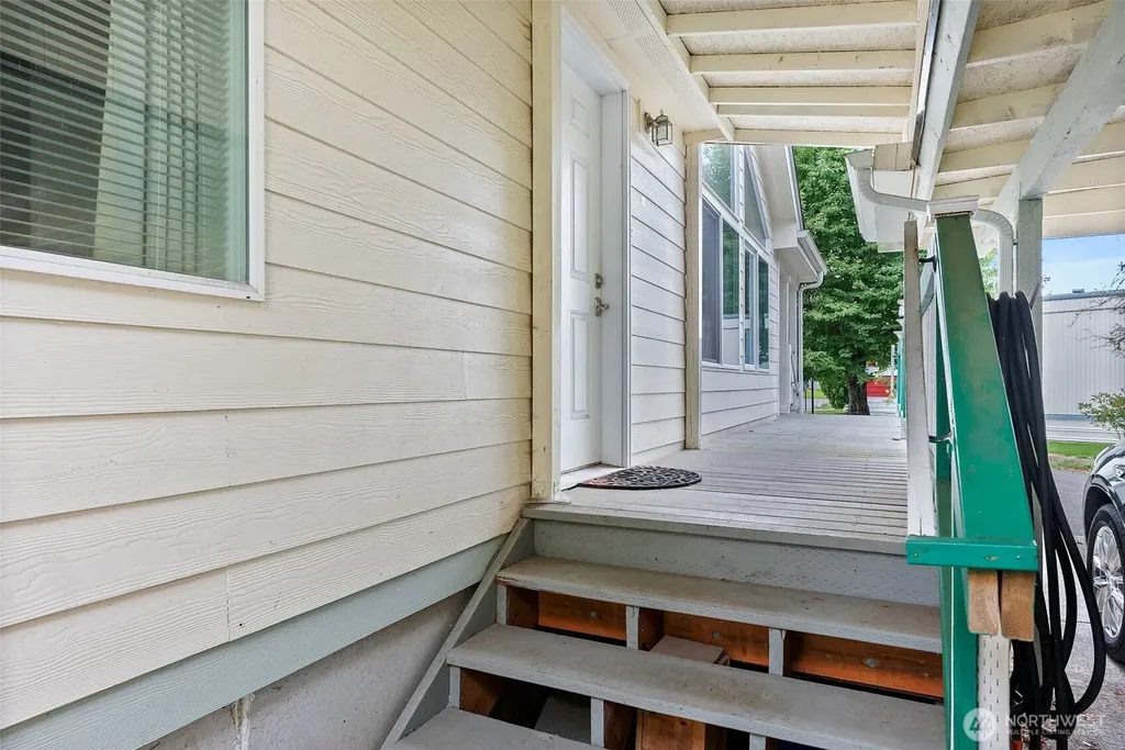 20517 10th Avenue E Spanaway WA 98387
