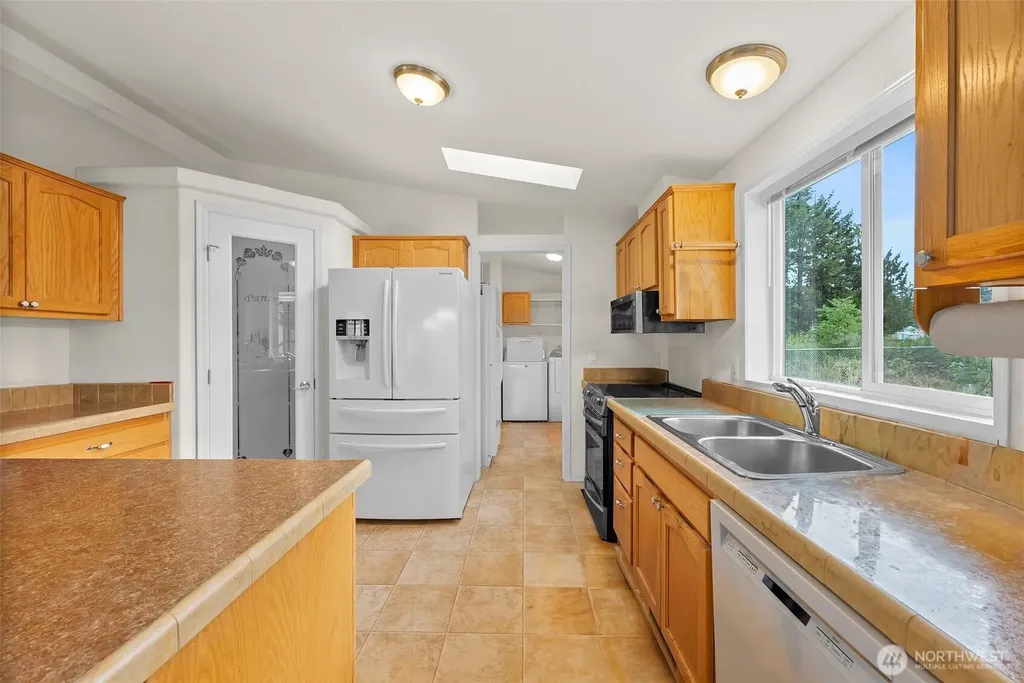20517 10th Avenue E Spanaway WA 98387