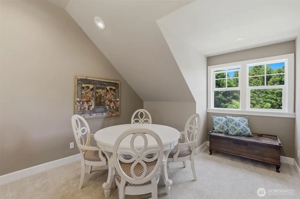 1352 14th Avenue Fox Island WA 98333