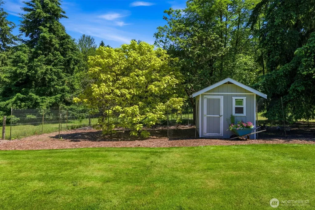 1352 14th Avenue Fox Island WA 98333