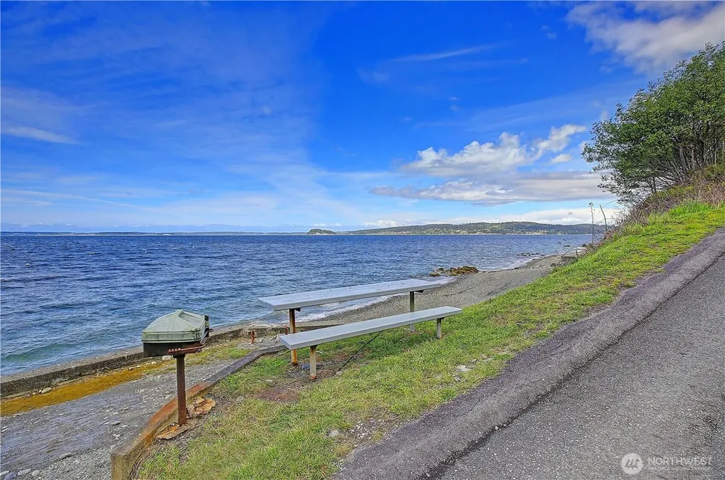 804 Sandstone Lane Camano Island WA 98282