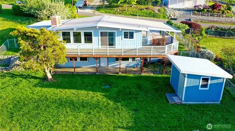 804 Sandstone Lane Camano Island WA 98282