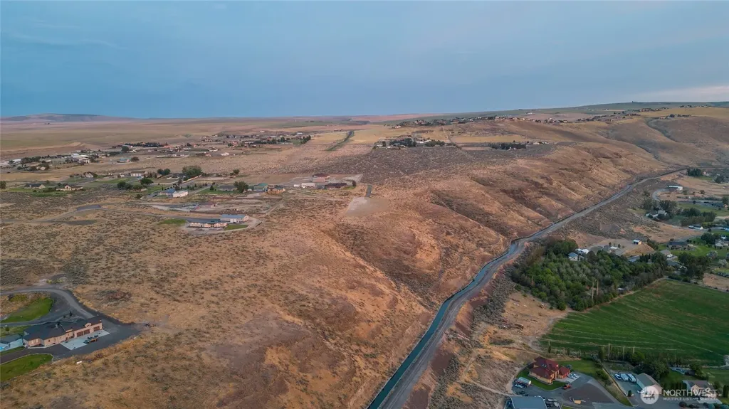108003 E 245 Pr SE Kennewick WA 99338