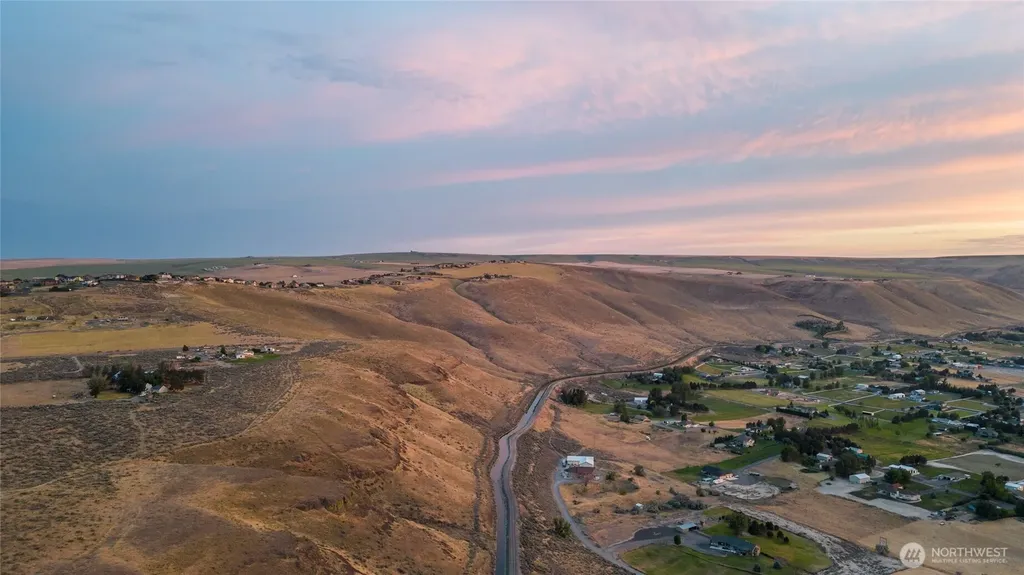 108003 E 245 Pr SE Kennewick WA 99338