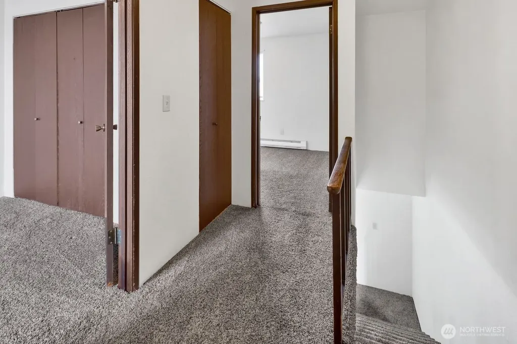 211 Maple Street Lynden WA 98264