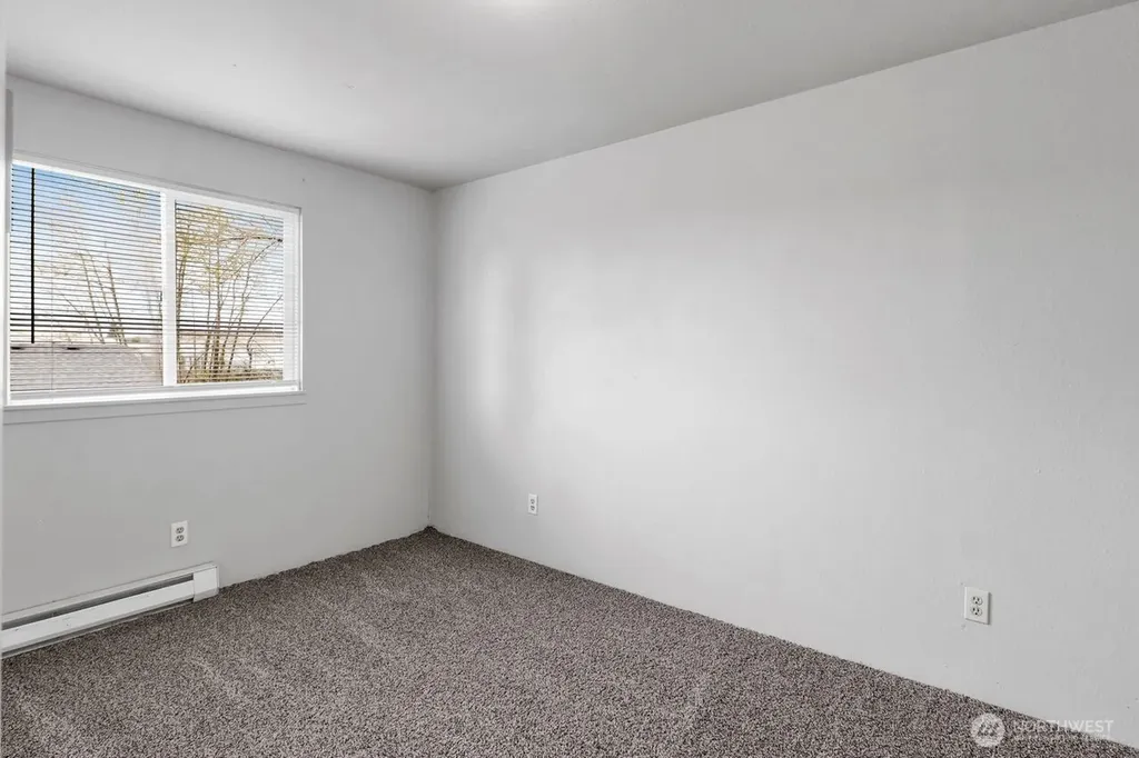 211 Maple Street Lynden WA 98264