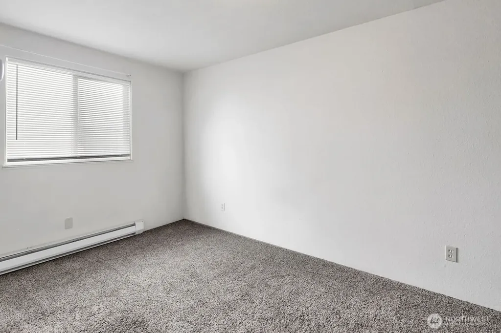 211 Maple Street Lynden WA 98264