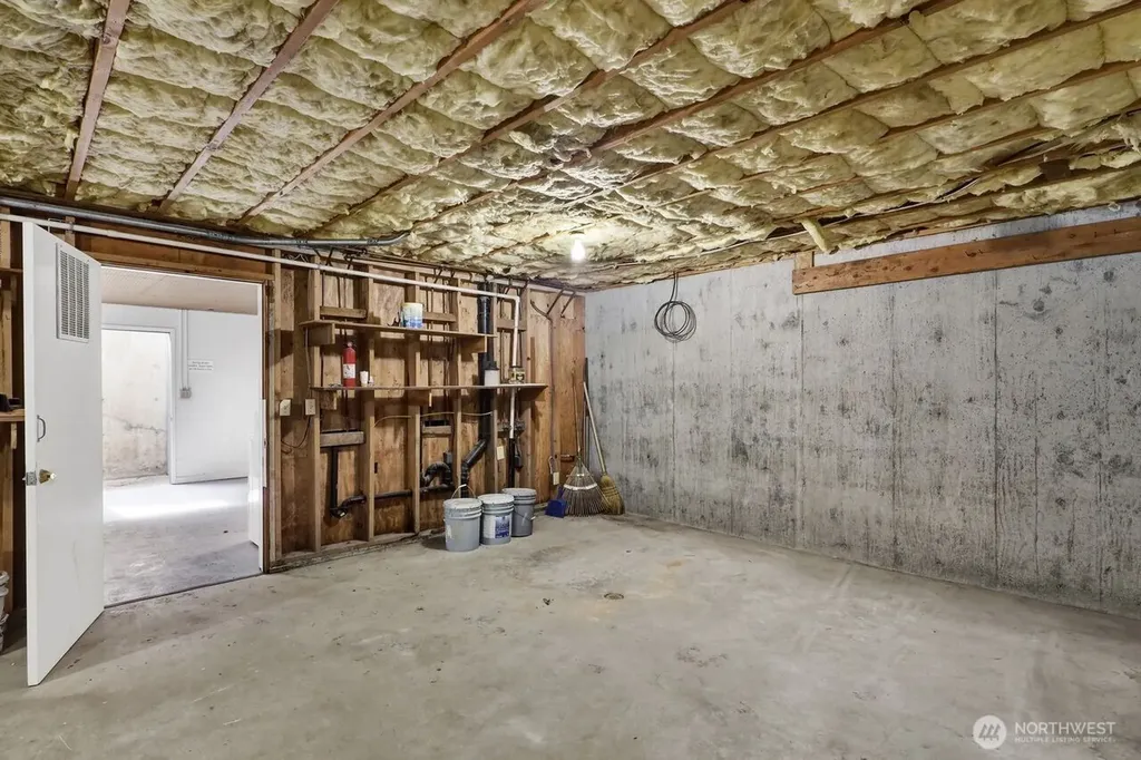 211 Maple Street Lynden WA 98264