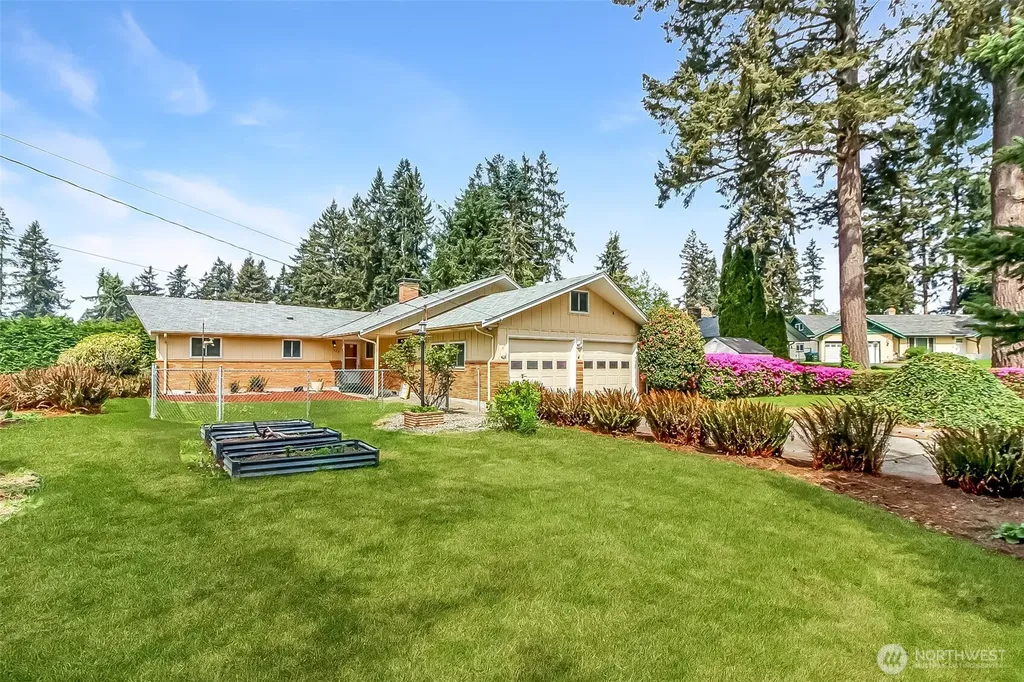 327 Logger Court SE Lacey WA 98503